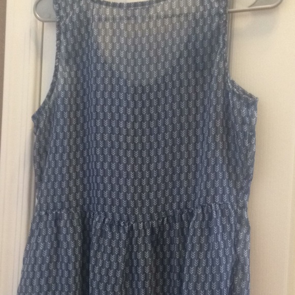 FINAL MARKDOWN LADIES sheer charming Charlie top medium - Picture 4 of 5